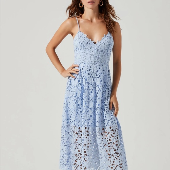 ASTR blue lace midi dress - Picture 1 of 2